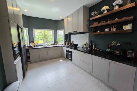 Villa in Rawai, Thailand 3 bedrooms № 134474 - photo 4