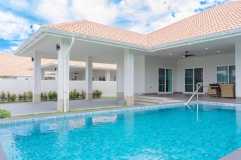 Вилла в Хуа Хине, Таиланд с 3 спальнями  № 134473 - фото 2