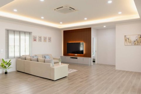 Вилла в Хуа Хине, Таиланд с 3 спальнями  № 134473 - фото 4