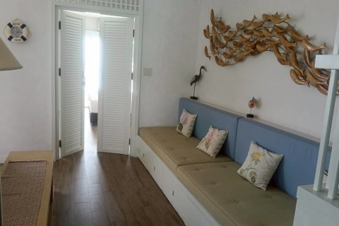 Condo à Hua Hin, Thaïlande, 2 chambres № 140042 - photo 4