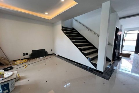 Villa in Ko Samui, Thailand 4 bedrooms № 114088 - photo 9