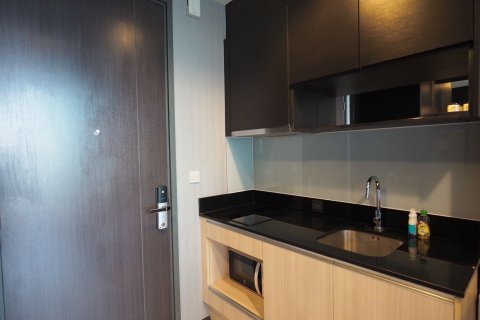 Студия в кондо в Ваттхане, Бангкок, Таиланд № 153172 - фото 15