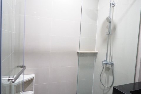 Студия в кондо в Ваттхане, Бангкок, Таиланд № 153172 - фото 6