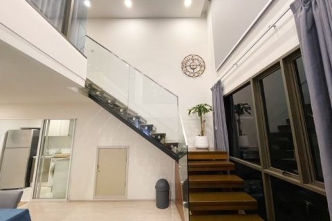 Кондоминиум с 2 спальнями в Пхракханонге, Бангкок, Таиланд № 153173 - фото 1