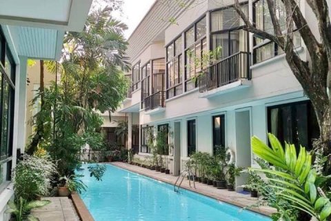 House in Bangkok, Thailand 4 bedrooms № 157525 - photo 20