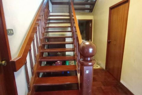 House in Bangkok, Thailand 6 bedrooms № 157522 - photo 5