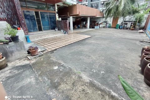 House in Bangkok, Thailand 6 bedrooms № 157522 - photo 11