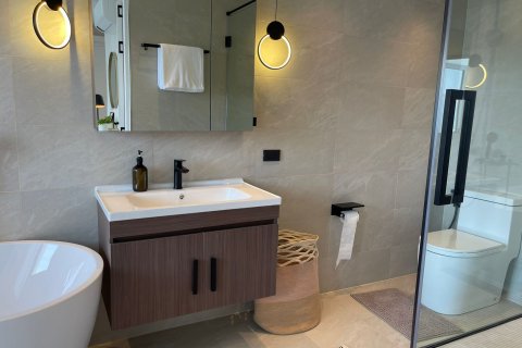 Condo in Watthana, Bangkok, Thailand, 3 bedrooms  № 133895 - photo 9