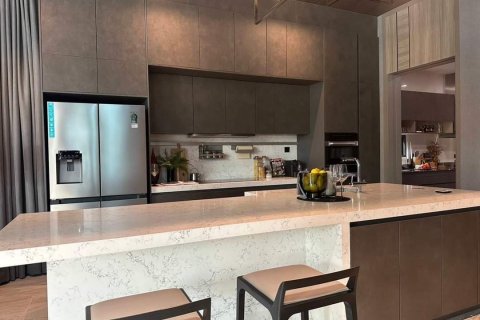 Вилла в Суан Луанге, Бангкок, Таиланд с 5 спальнями  № 133901 - фото 4