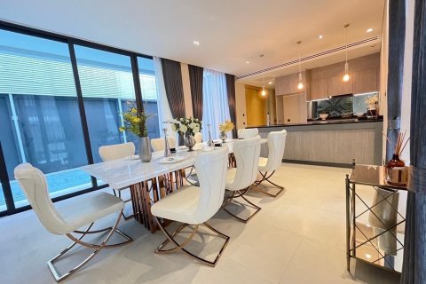 Villa in Suan Luang, Bangkok, Thailand 4 bedrooms № 133897 - photo 5