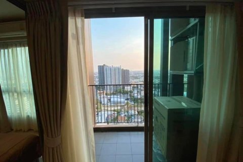 Студия в кондо в Бангкоке, Таиланд № 141486 - фото 4