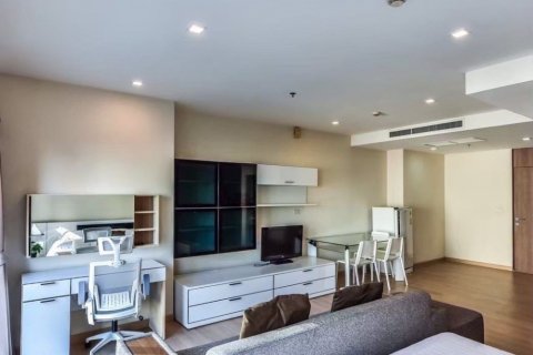 Студия в кондо в Клонг Тоэй, Бангкок, Таиланд № 141483 - фото 8