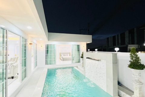 Villa in Pattaya, Thailand 3 bedrooms № 147660 - photo 25