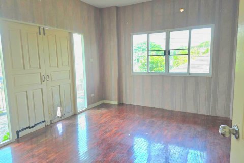 Дом в Чиангмае, Таиланд с 6 спальнями  № 147661 - фото 13