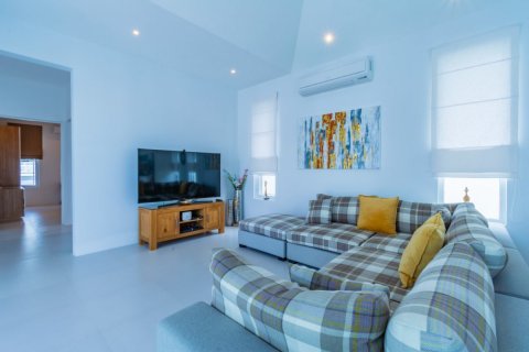 Villa in Hua Hin, Thailand 3 Schlafzimmer № 221889 - Foto 8