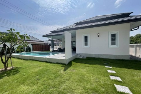 Villa in Hua Hin, Thailand 3 Schlafzimmer № 221885 - Foto 2