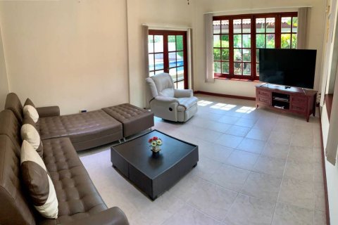 Villa in Hua Hin, Thailand 4 Schlafzimmer № 221886 - Foto 8