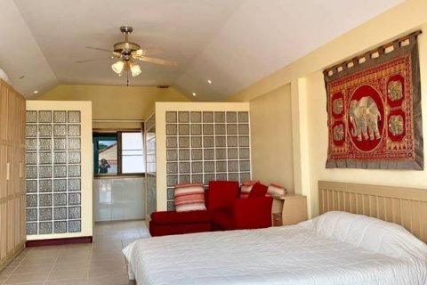 Villa in Hua Hin, Thailand 4 Schlafzimmer № 221886 - Foto 12