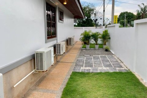 Villa in Hua Hin, Thailand 4 Schlafzimmer № 221886 - Foto 19