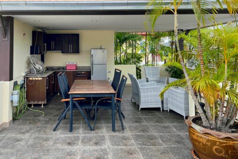Villa in Hua Hin, Thailand 4 Schlafzimmer № 221890 - Foto 8