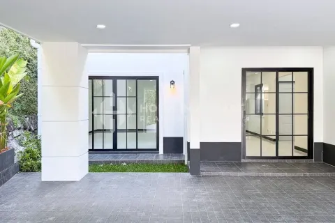 Maison à Chalong, Thaïlande 3 chambres № 146641 - photo 16