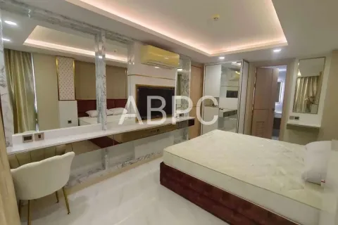Condominio de 2 dormitorios en Jomtien Beach, Pattaya, Tailandia № 211788 - foto 4