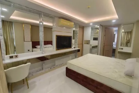Condominio de 2 dormitorios en Jomtien Beach, Pattaya, Tailandia № 211788 - foto 15