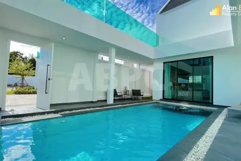 Casa de 3 dormitorios en Pattaya, Tailandia № 211787 - foto 13