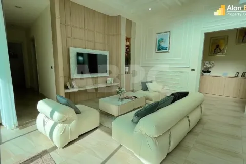 Casa de 3 dormitorios en Pattaya, Tailandia № 211787 - foto 17