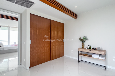 Condo in Sattahip, Thailand, 2 bedrooms № 144642 - photo 12
