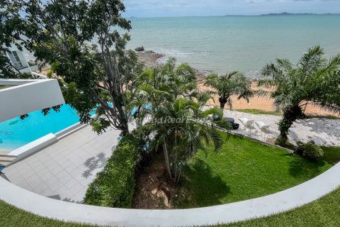 Condo in Sattahip, Thailand, 2 bedrooms № 144642 - photo 20
