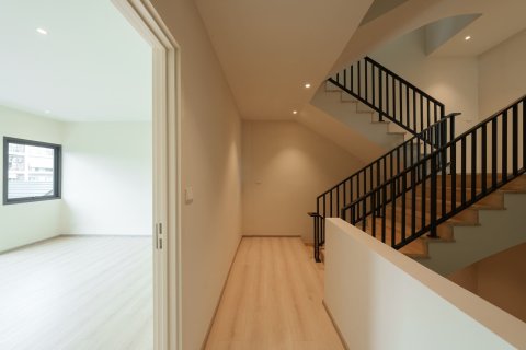 Townhouse in Huai Khwang, Bangkok, Thailand 4 bedrooms № 151448 - photo 22