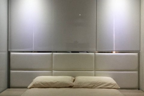 Кондоминиум с 2 спальнями в Ваттхане, Бангкок, Таиланд № 133708 - фото 7