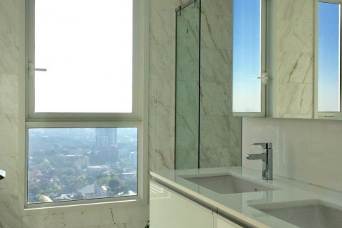 Кондоминиум с 2 спальнями в Ваттхане, Бангкок, Таиланд № 133708 - фото 12