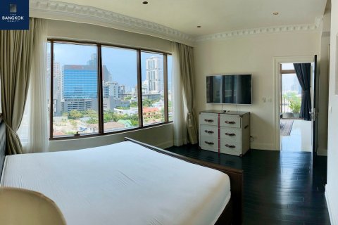 Кондоминиум с 2 спальнями в Ваттхане, Бангкок, Таиланд № 133707 - фото 16