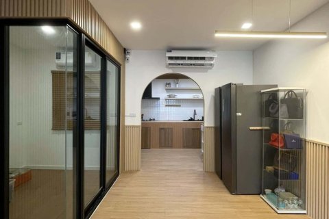 Таунхаус в Бангкапи, Бангкок, Таиланд с 3 спальнями  № 148818 - фото 26