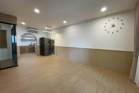 Таунхаус в Бангкапи, Бангкок, Таиланд с 3 спальнями  № 148818 - фото 9