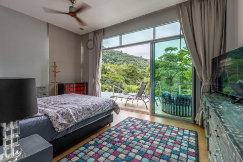 Villa in Kathu, Thailand 4 bedrooms № 148814 - photo 11