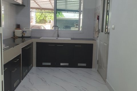 House in Chom Thong, Bangkok, Thailand 3 bedrooms № 163551 - photo 15