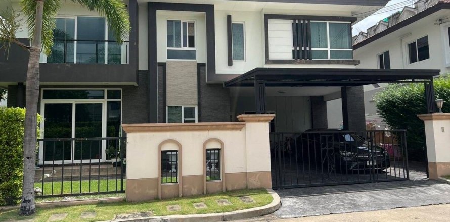 House in Chom Thong, Bangkok, Thailand 3 bedrooms № 163551