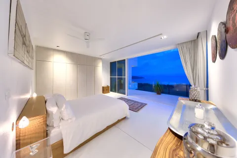 Villa in Ko Samui, Thailand 4 bedrooms № 163546 - photo 21