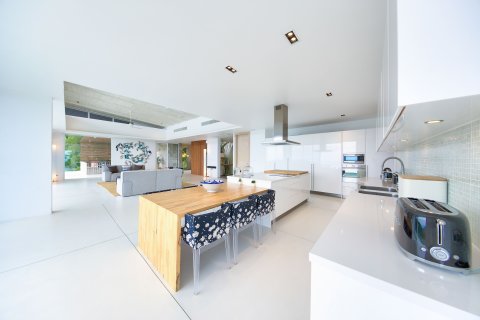 Villa in Ko Samui, Thailand 4 bedrooms № 163546 - photo 6