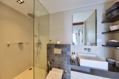 Villa in Ko Samui, Thailand 4 bedrooms № 163546 - photo 27