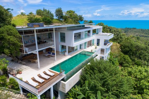 Villa in Ko Samui, Thailand 4 bedrooms № 163546 - photo 1