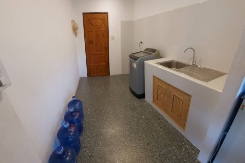 House in Surin, Thailand 3 bedrooms № 163037 - photo 19