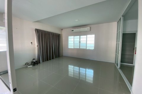 House in Khlong Luang, Thailand 3 bedrooms № 163043 - photo 9