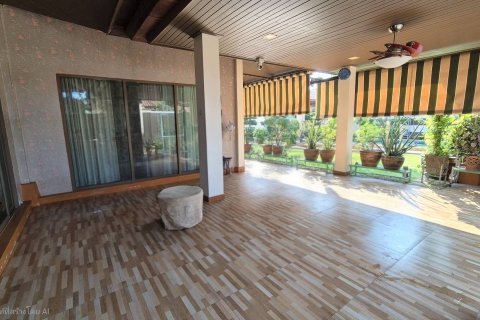 House in Pattaya, Thailand 3 bedrooms № 168935 - photo 15