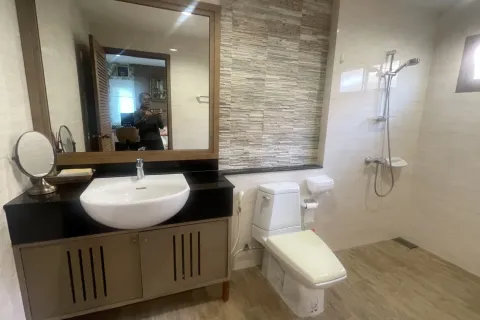 House in Pattaya, Thailand 3 bedrooms № 168935 - photo 9