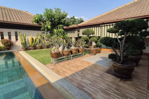 House in Pattaya, Thailand 3 bedrooms № 168935 - photo 5
