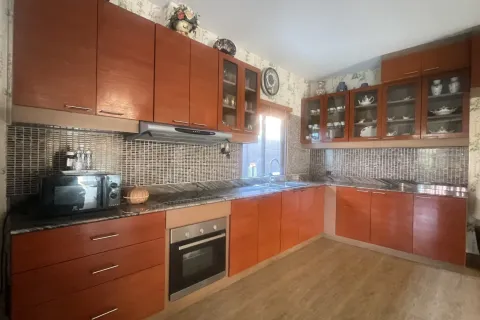 House in Pattaya, Thailand 3 bedrooms № 168935 - photo 2